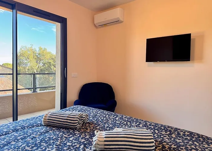 Ste Lucie Near Pinarello With Heated Pool Villa *